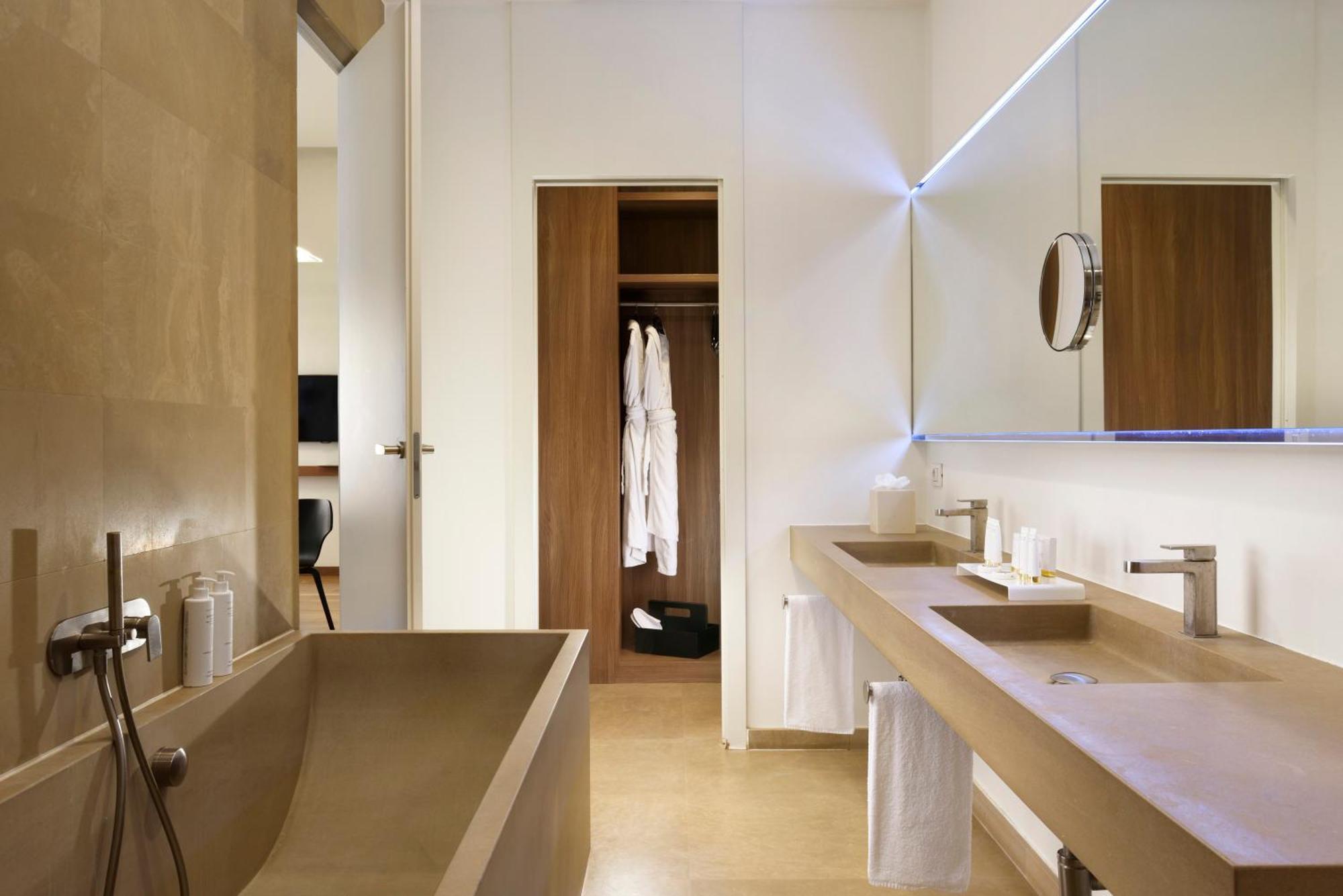 Palazzo Montemartini Rome, A Radisson Collection Hotel ภายนอก รูปภาพ Bathroom
