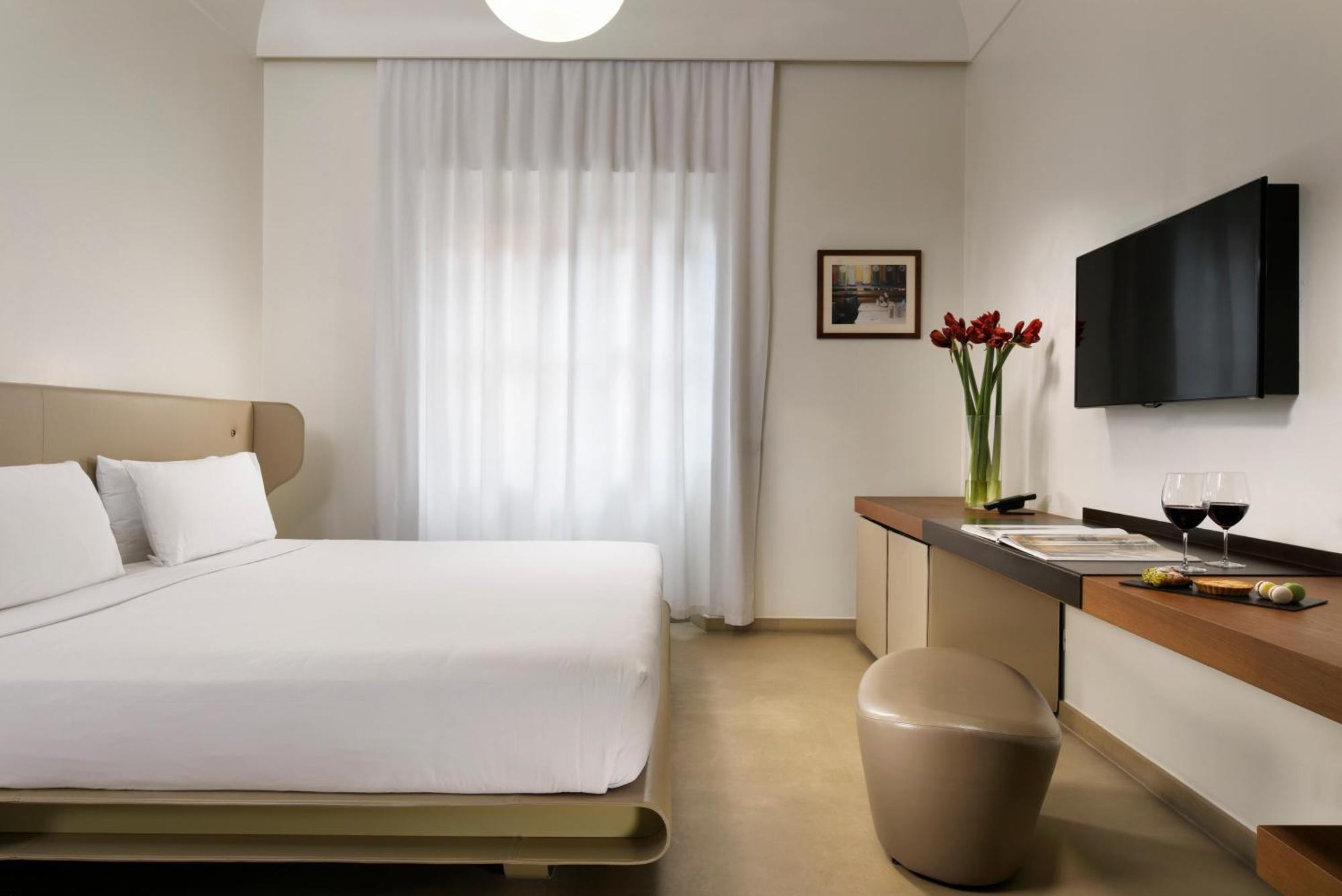 Palazzo Montemartini Rome, A Radisson Collection Hotel ภายนอก รูปภาพ
