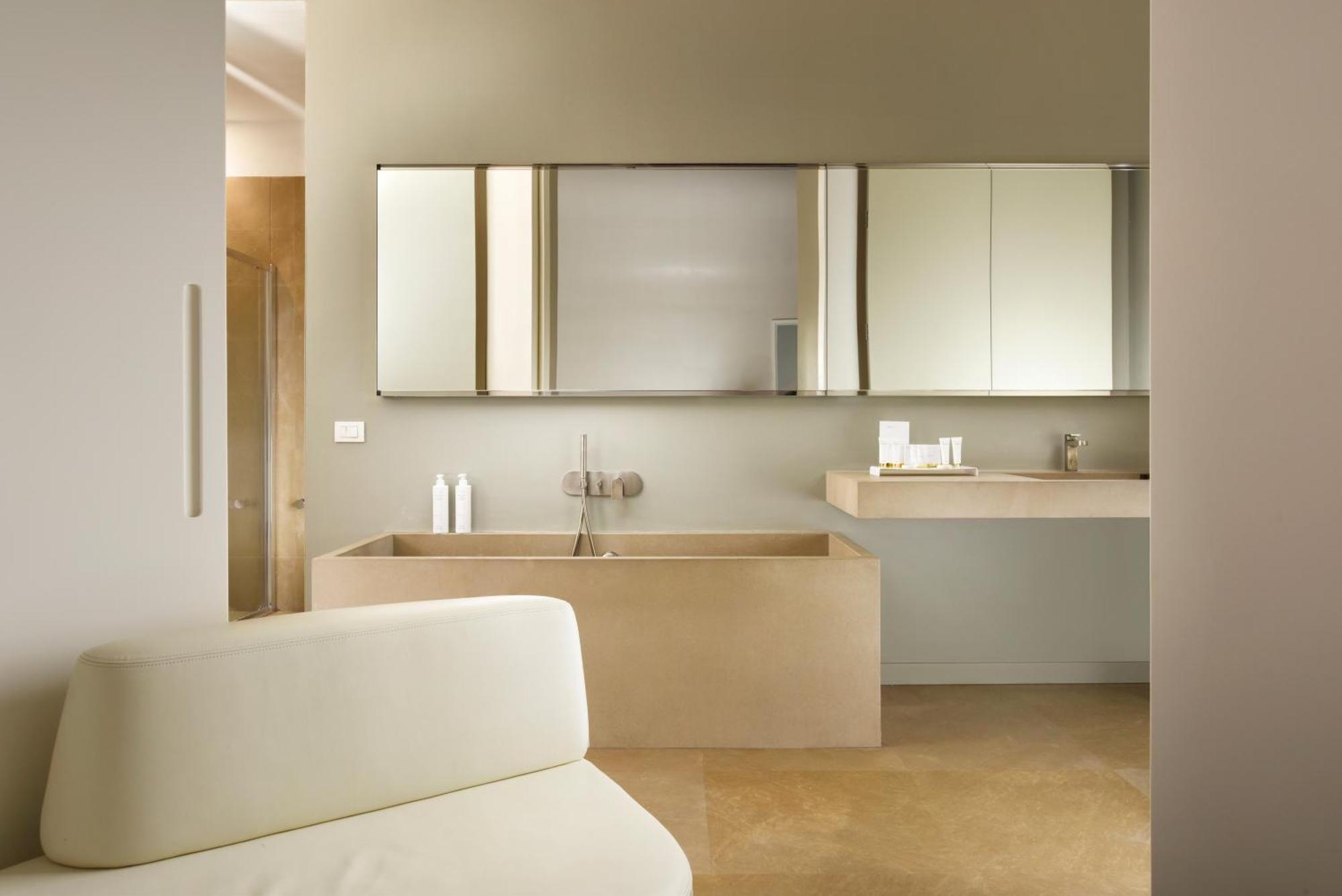 Palazzo Montemartini Rome, A Radisson Collection Hotel ห้อง รูปภาพ Bathroom