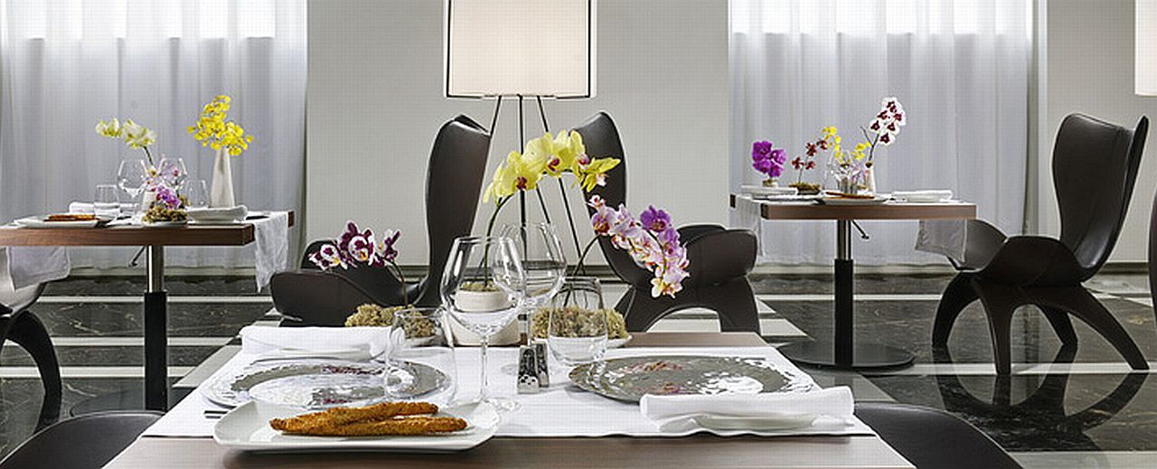 Palazzo Montemartini Rome, A Radisson Collection Hotel ภายนอก รูปภาพ Tableware
