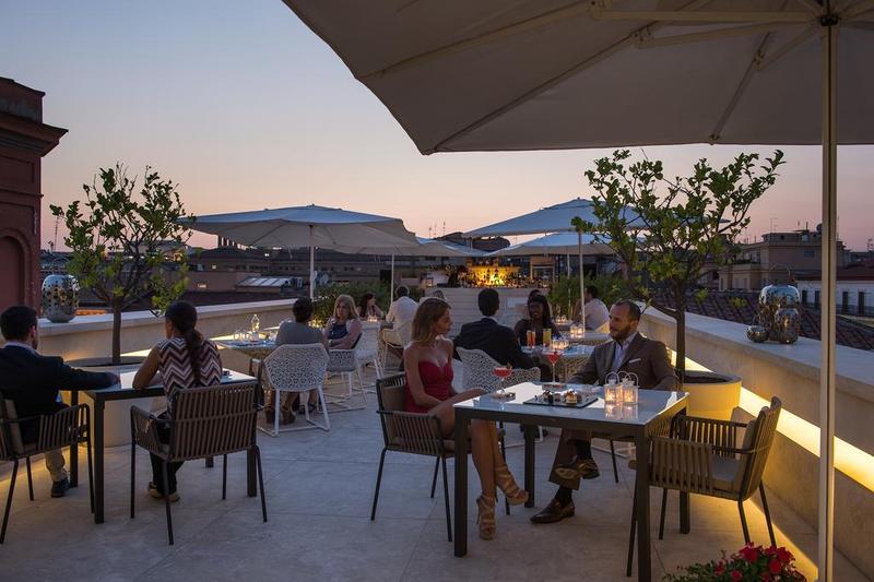 Palazzo Montemartini Rome, A Radisson Collection Hotel ภายนอก รูปภาพ The Sky Bar
