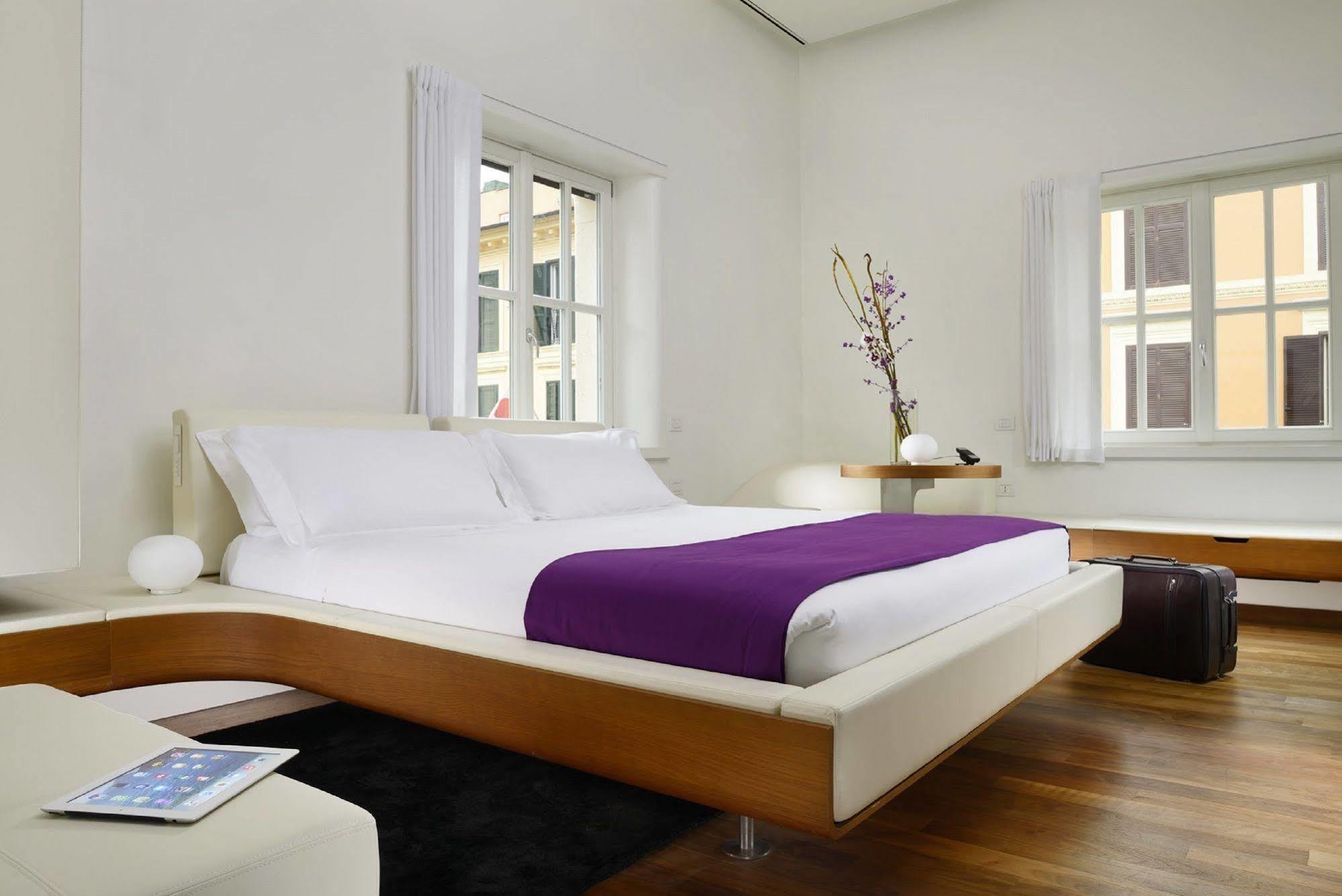 Palazzo Montemartini Rome, A Radisson Collection Hotel ภายนอก รูปภาพ A bedroom at the Standard East Village